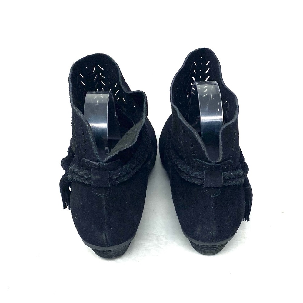 Abeo Boots - Picture 5 of 8